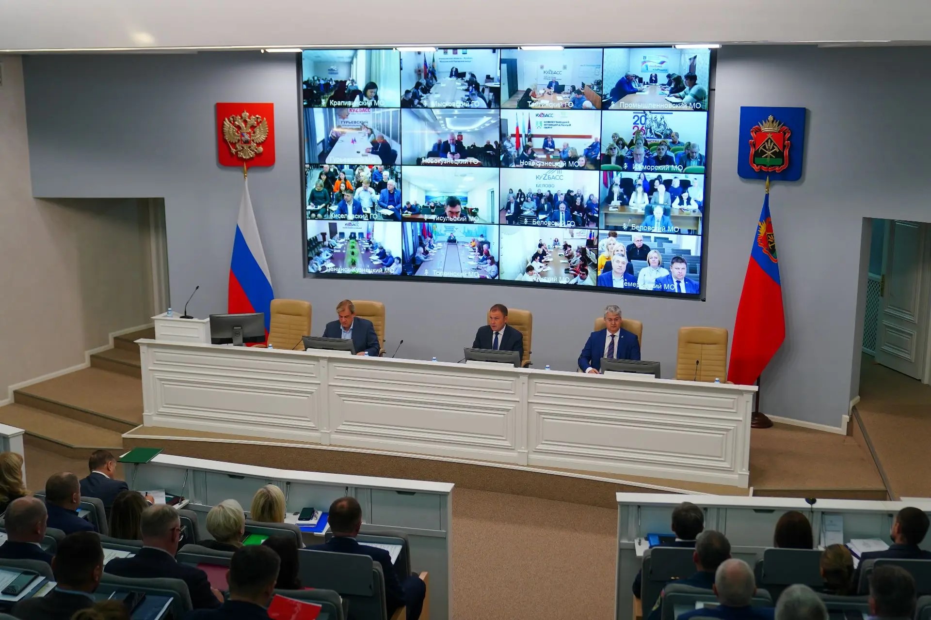 Губернатор Илья Середюк: необходим непрерывный контроль состояния дорог Губернатор Илья Середюк: необходим непрерывный контроль состояния дорог